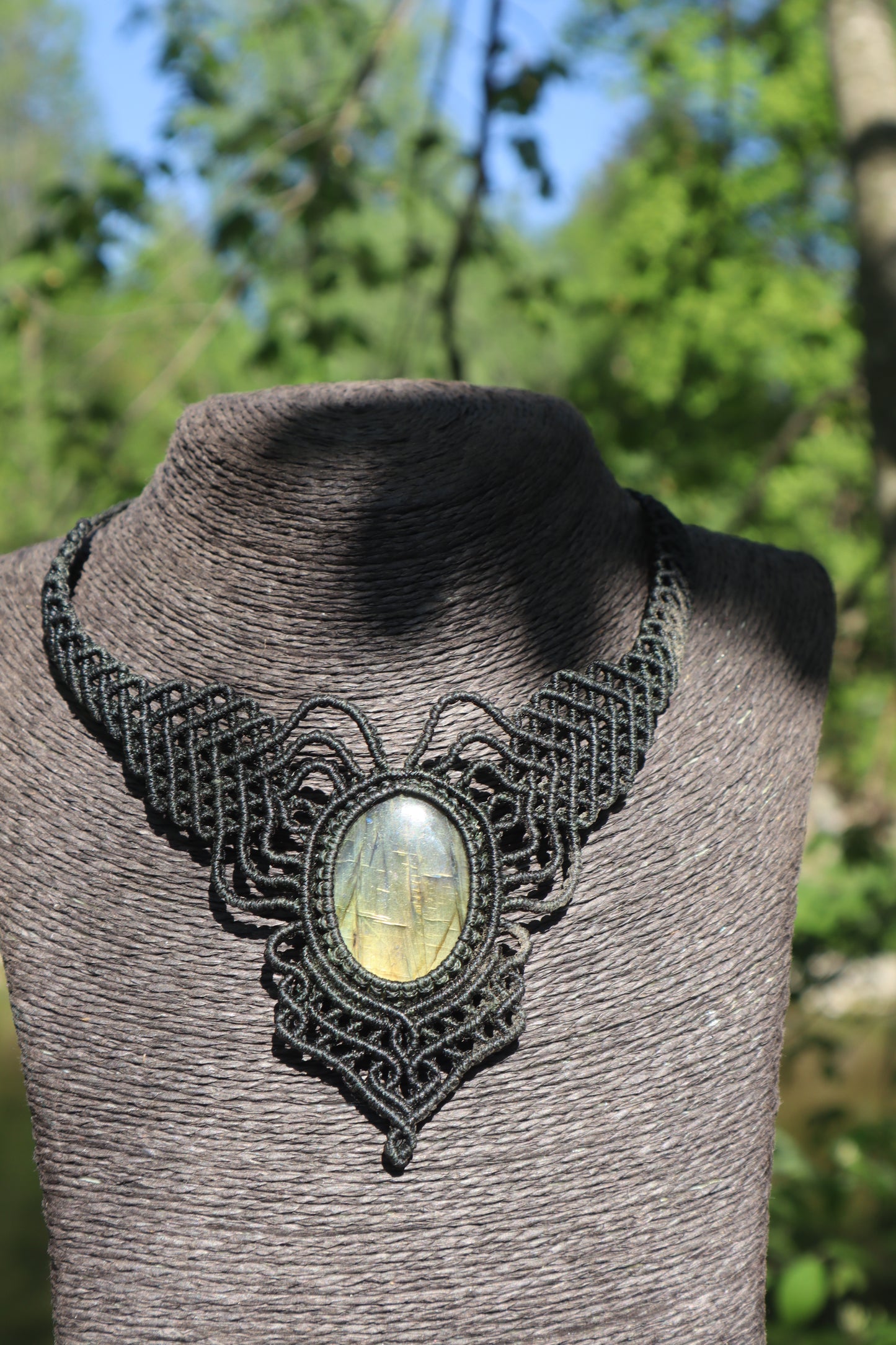 Green Makramee Collier mit Labradorit