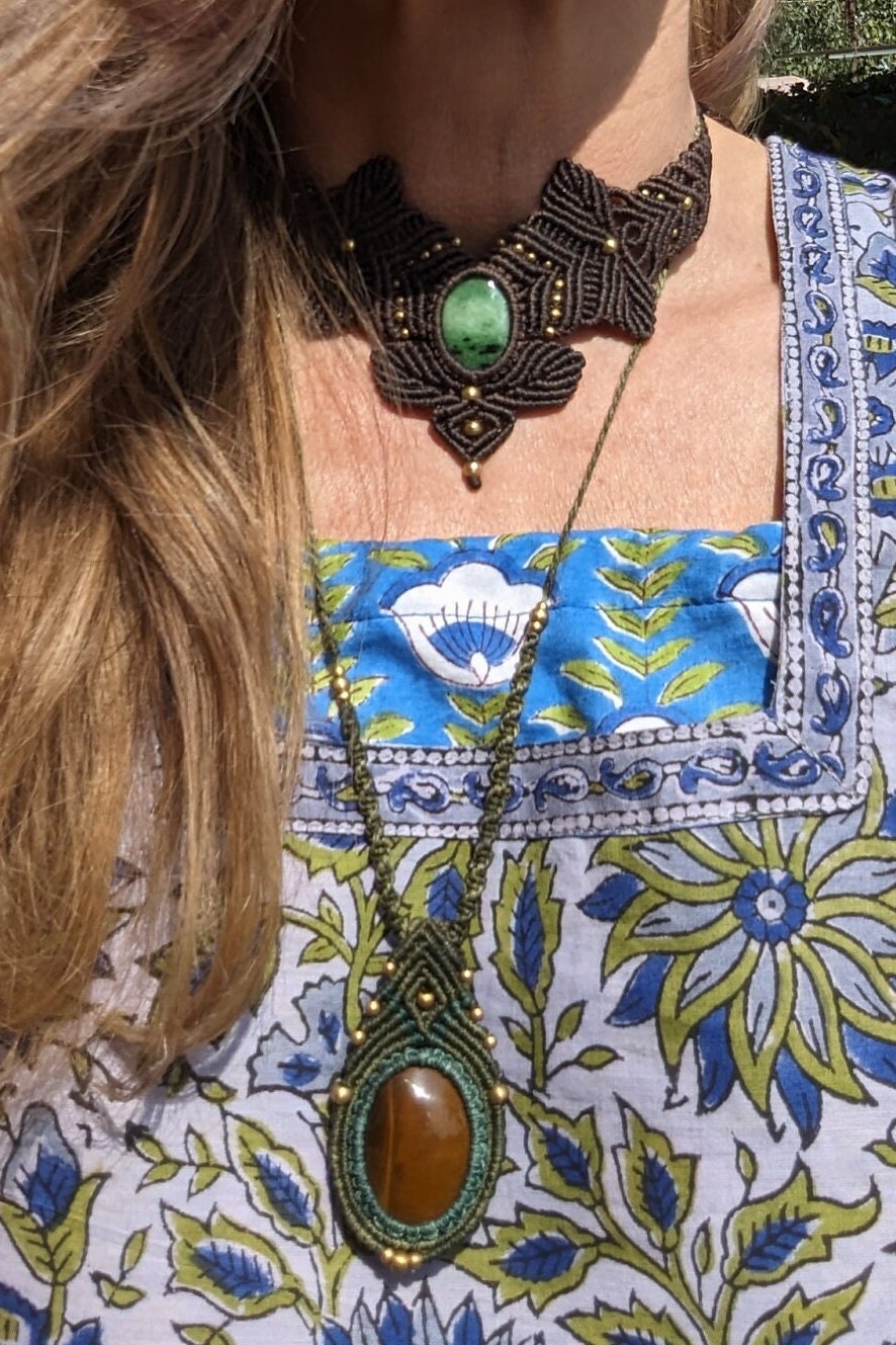 Makramee Collier mit Rubinzoisit