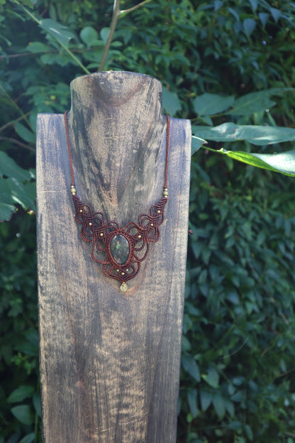 Handmade Macrame Labradorite Necklace