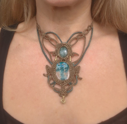 Elfencollier mit Chrysokoll und Erdbeerquarz