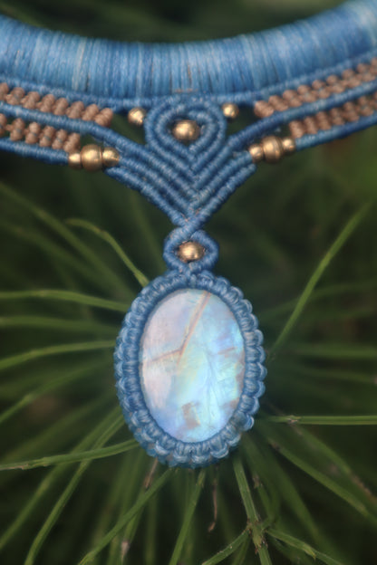 Messing Reifen Rainbow Moonstone in hellbau