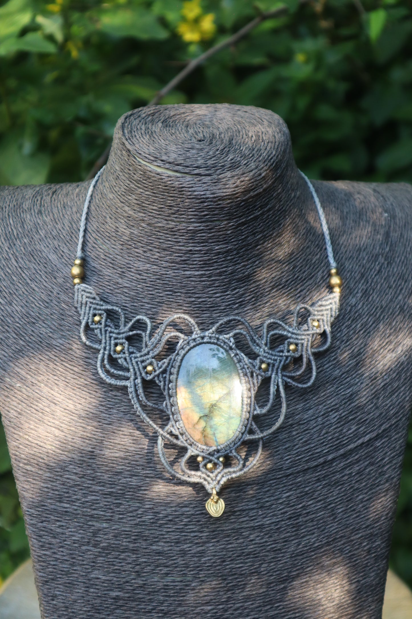 Labradorit Collier „Tor zum Licht“