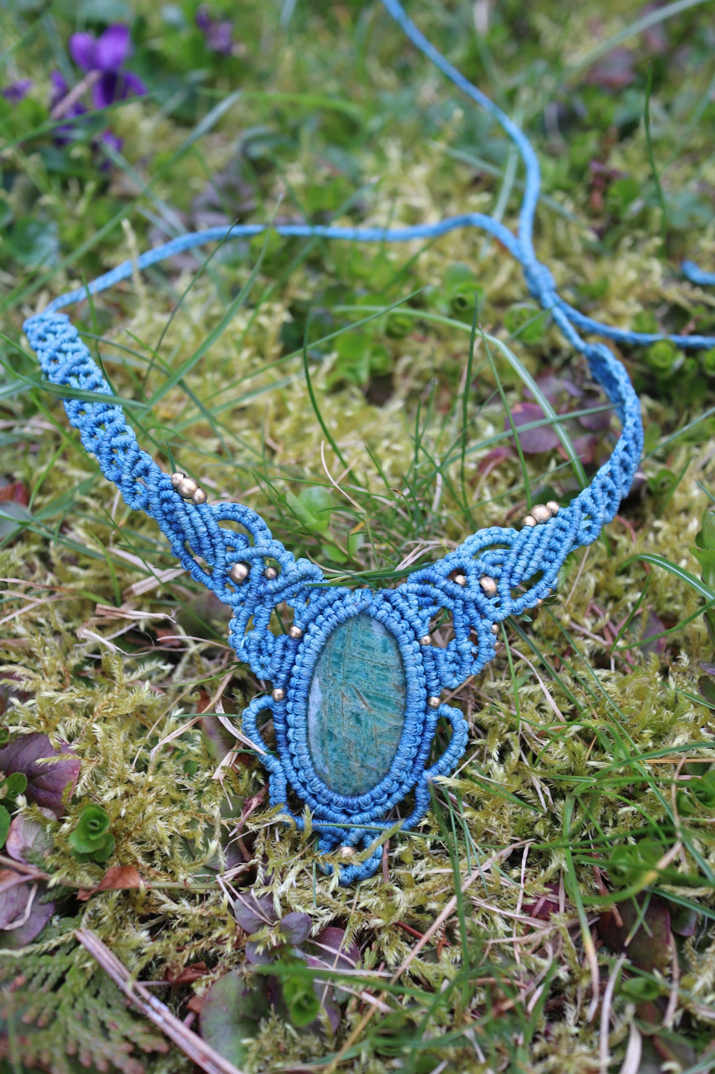 Türkisblaues Macramee Collier mit Amazonit