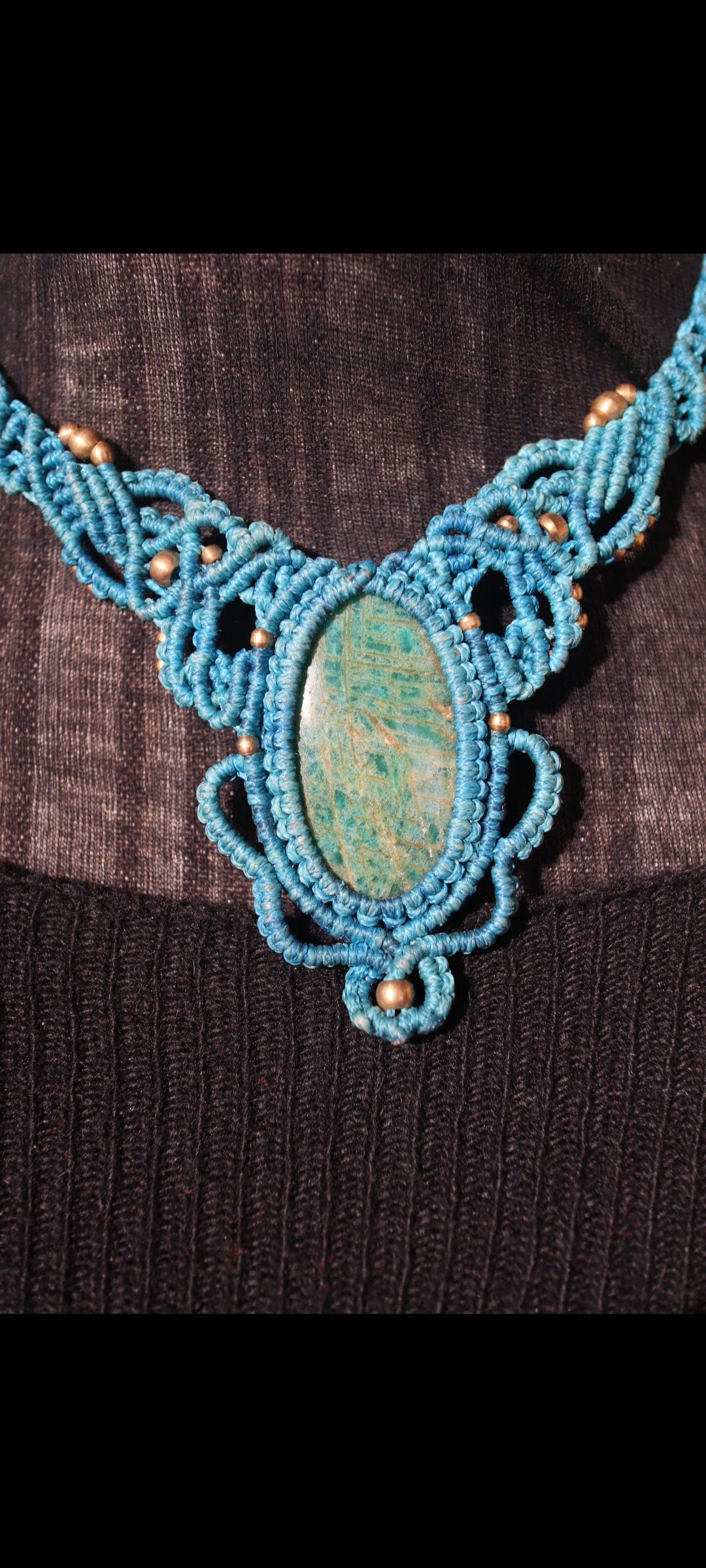 Türkisblaues Macramee Collier mit Amazonit