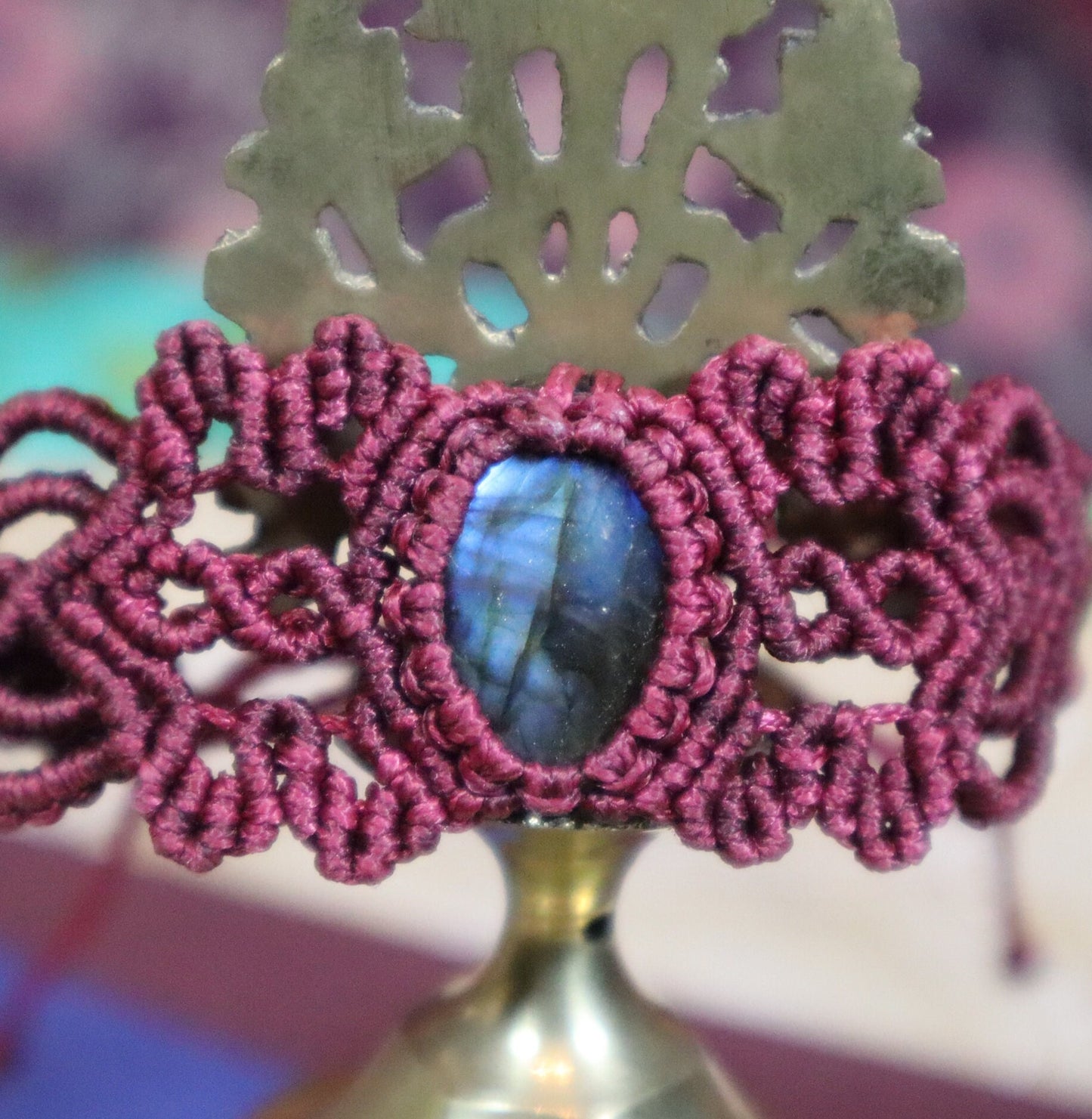 Dunkelrotes  Macramee Armband