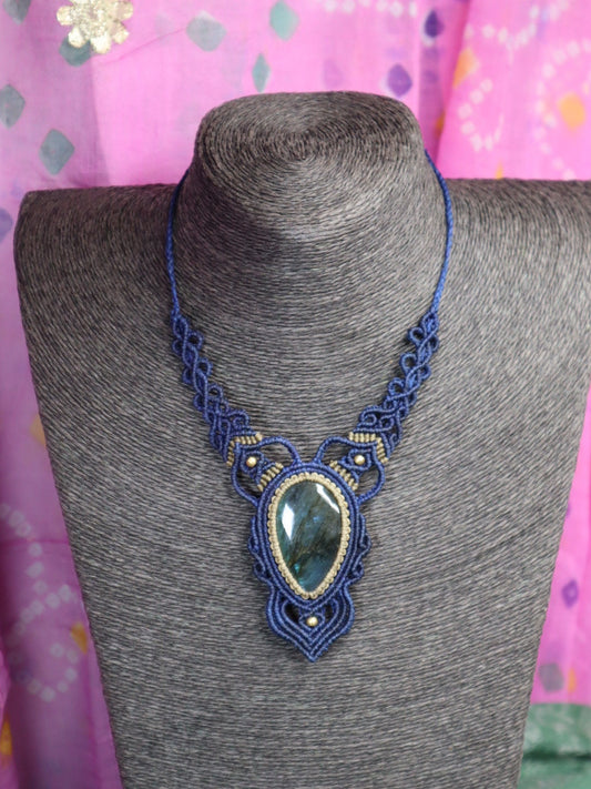 Makramee Collier mit Labradorit,