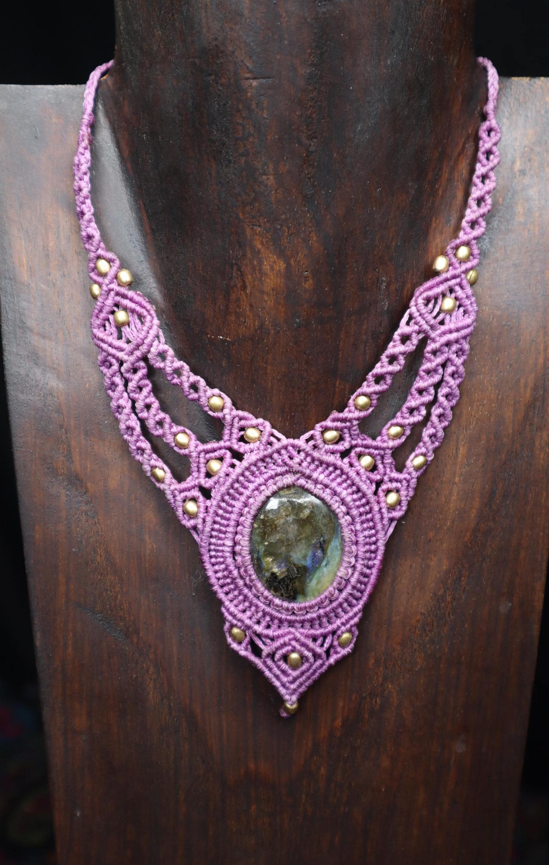 Lilac macrame necklace with labradorite, handmade chain, healing stone, fantasy, fairies, macrame choker
