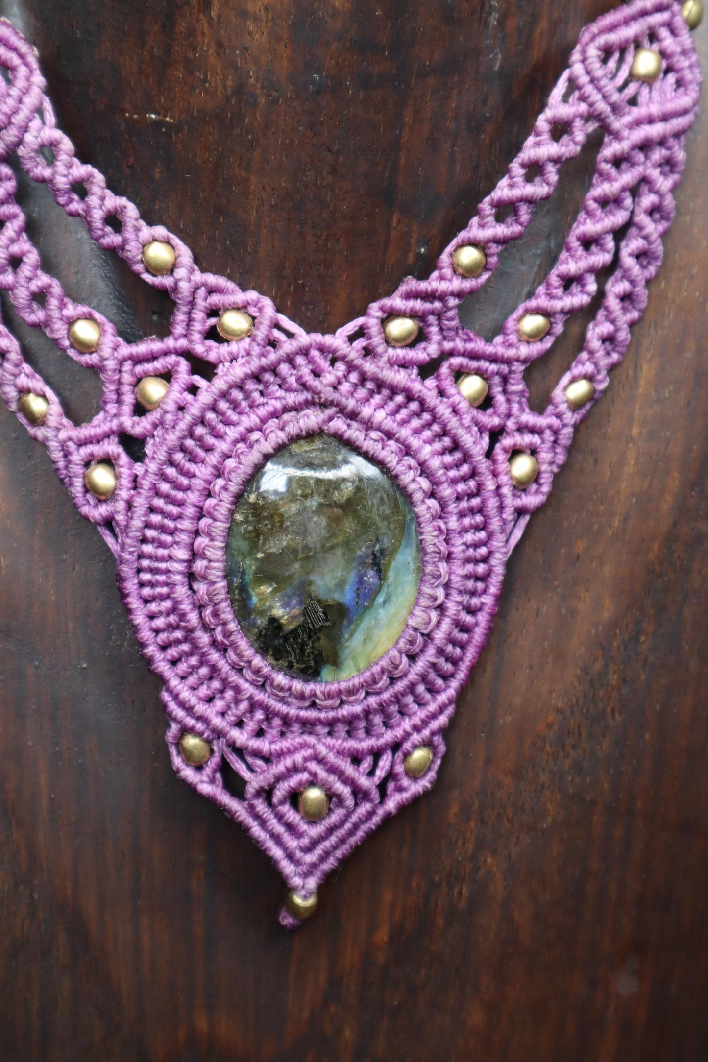 Lilac macrame necklace with labradorite, handmade chain, healing stone, fantasy, fairies, macrame choker