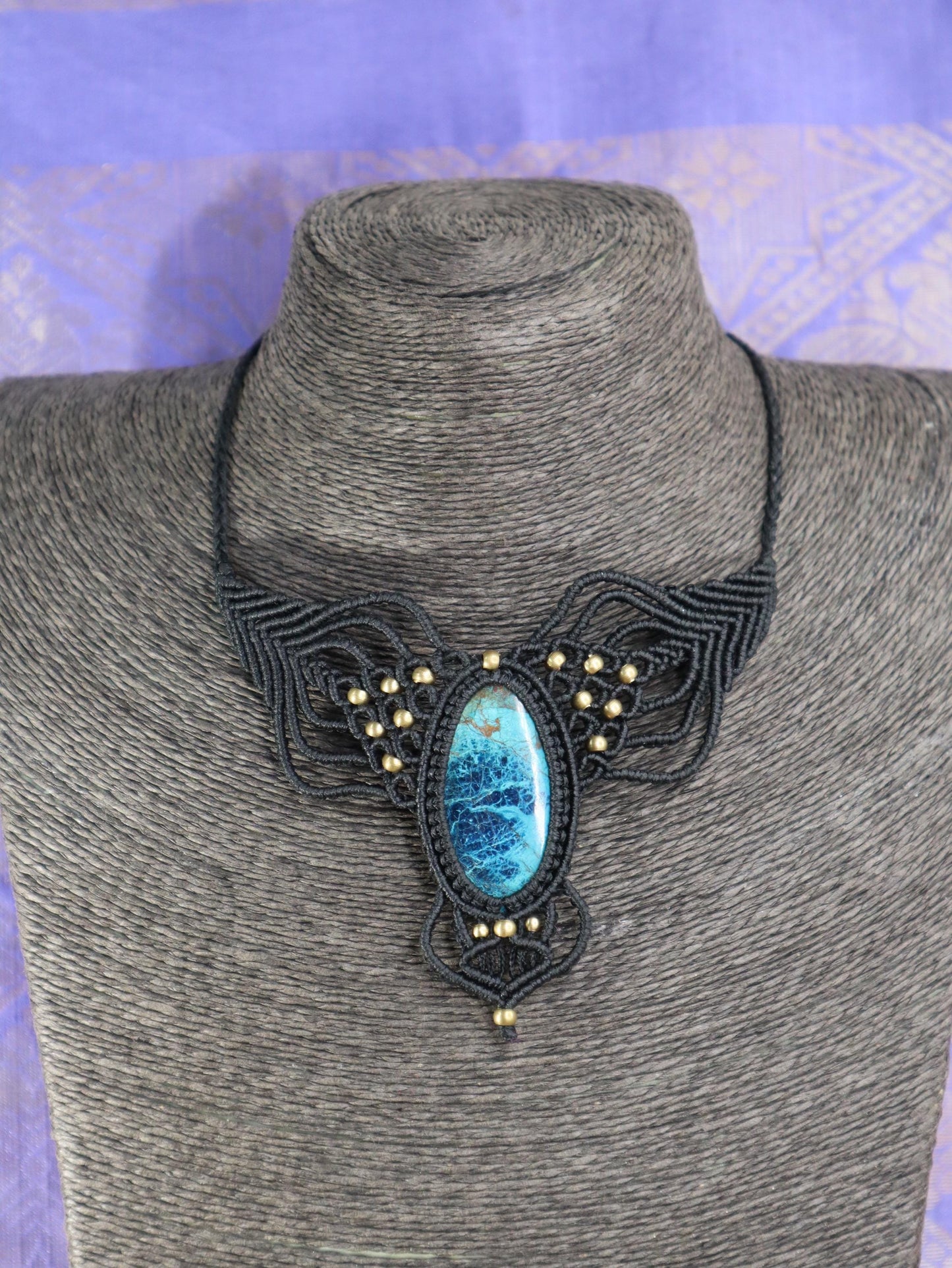 Chrysocolla Macrame Necklace brown: Boho Statement Jewelry for Women. Healing Crystal Choker, Elf Style, Brass Beads. Adjustable!