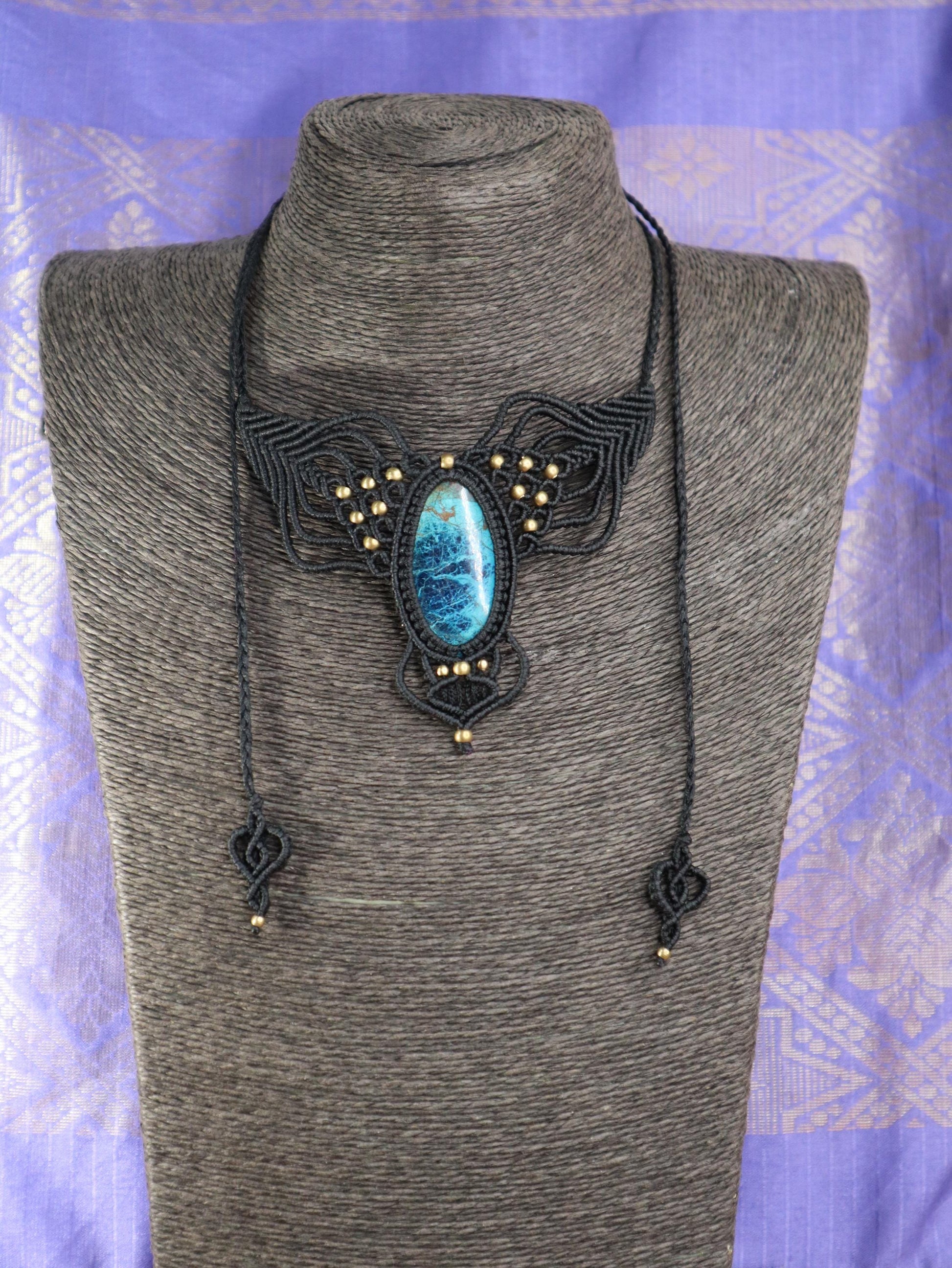Chrysocolla Macrame Necklace brown: Boho Statement Jewelry for Women. Healing Crystal Choker, Elf Style, Brass Beads. Adjustable!