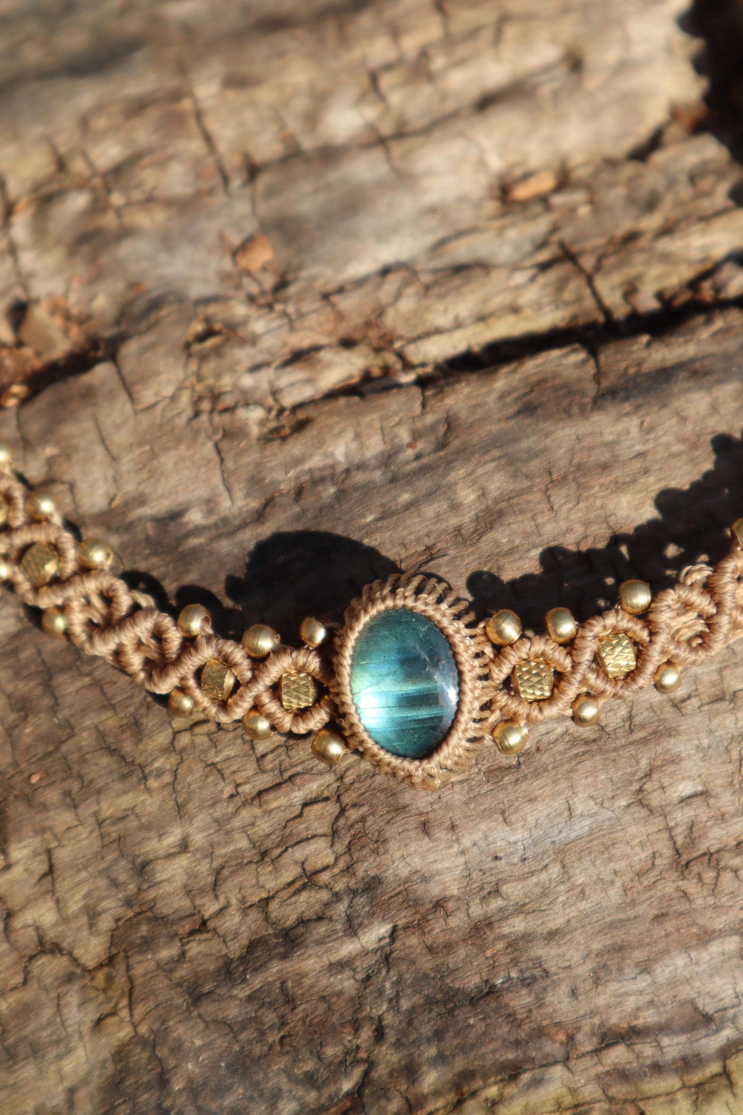 Beiges Macramee Chokerband mit Labradorit, Makramee Halsband, Choker, Festival, Elfenschmuck
