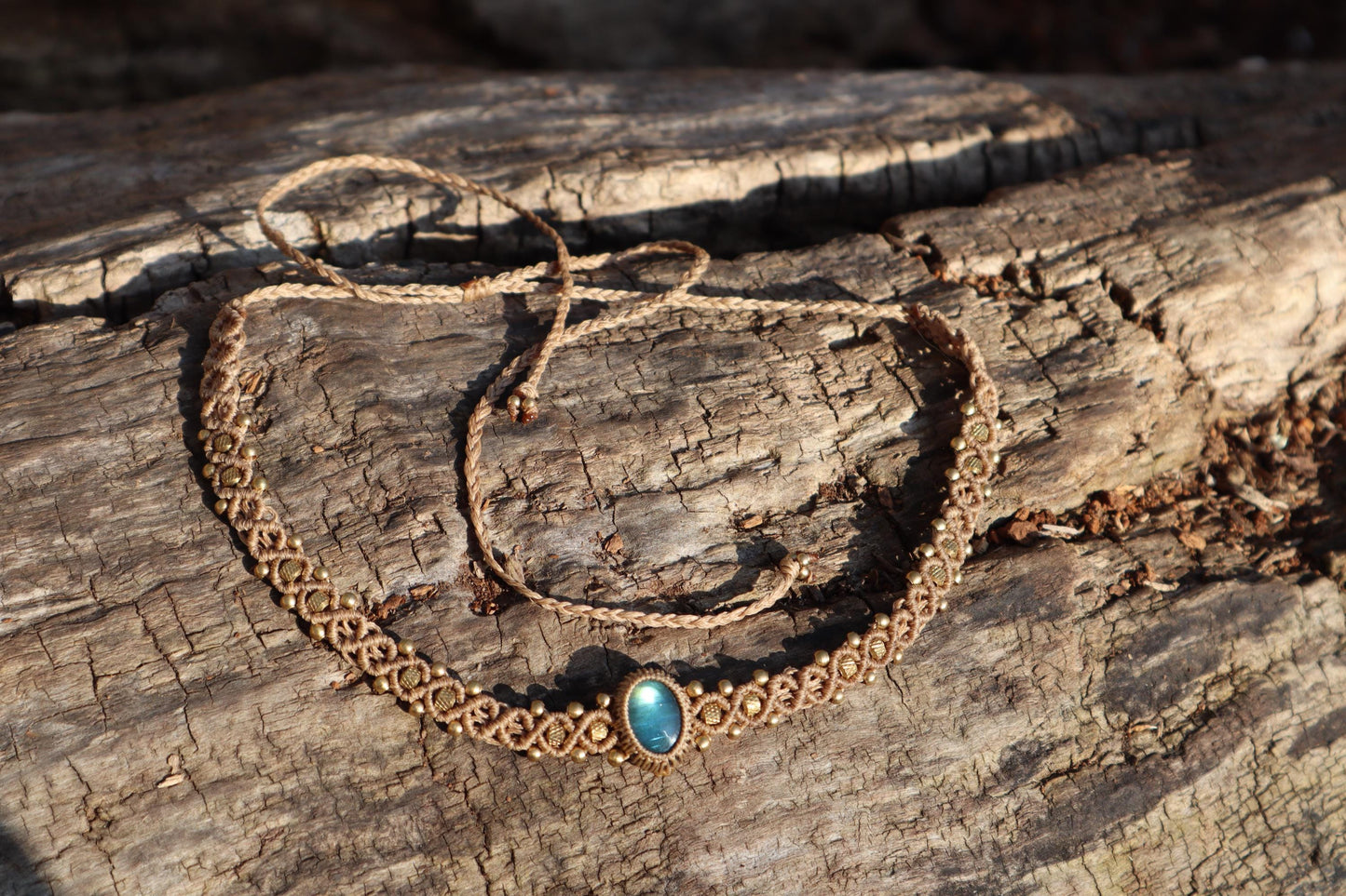 Beiges Macramee Chokerband mit Labradorit, Makramee Halsband, Choker, Festival, Elfenschmuck